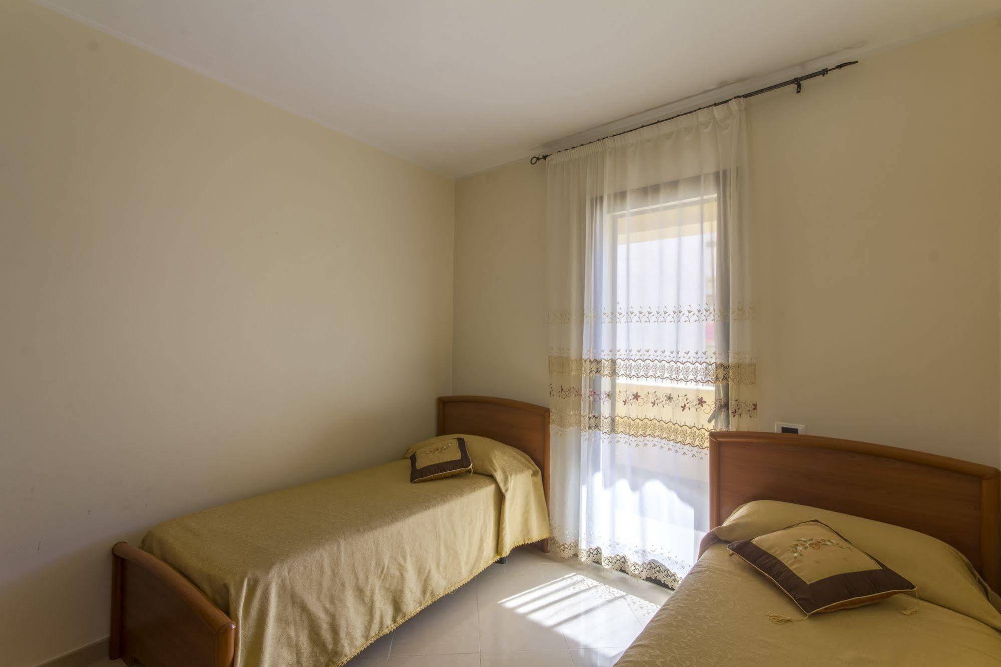 Residence Le Saline Марсала Экстерьер фото