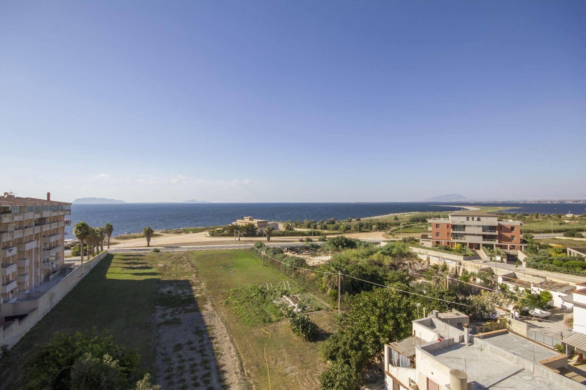 Residence Le Saline Марсала Экстерьер фото